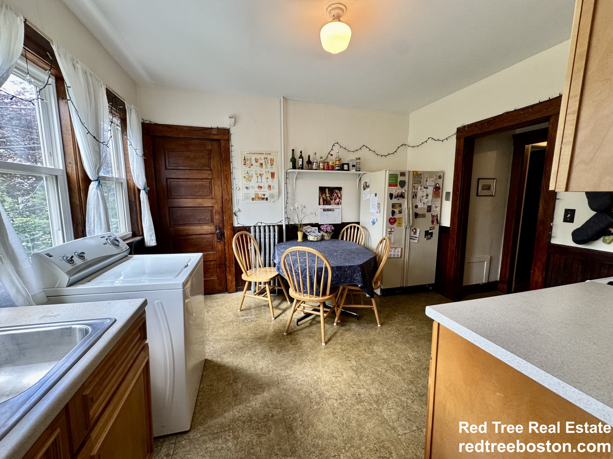 5 Regent Cir, Jamaica Plain