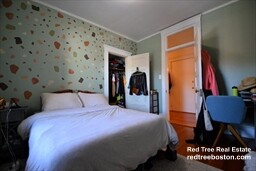 256 Aspinwall Ave, Riverway Island