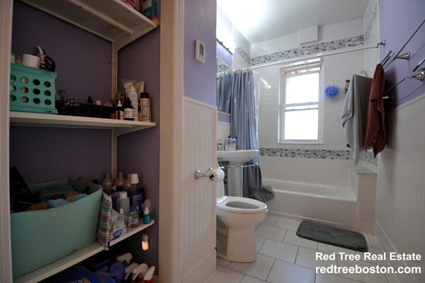 256 Aspinwall Ave, Riverway Island