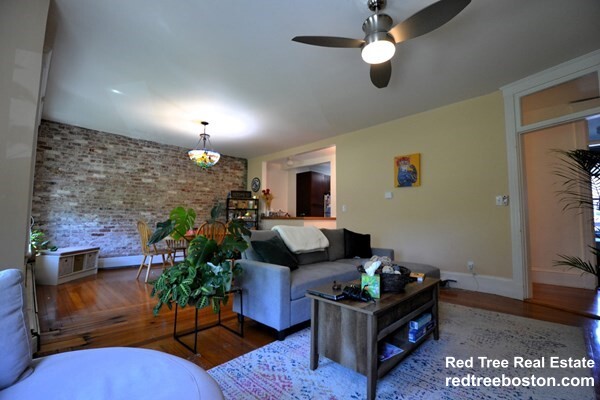 256 Aspinwall Ave, Riverway Island