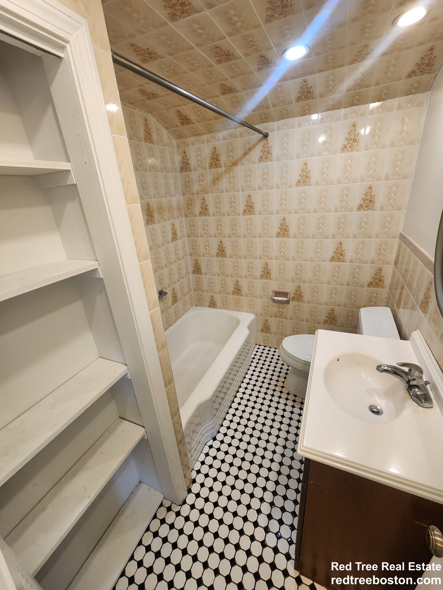 30 Baker St, Belmont