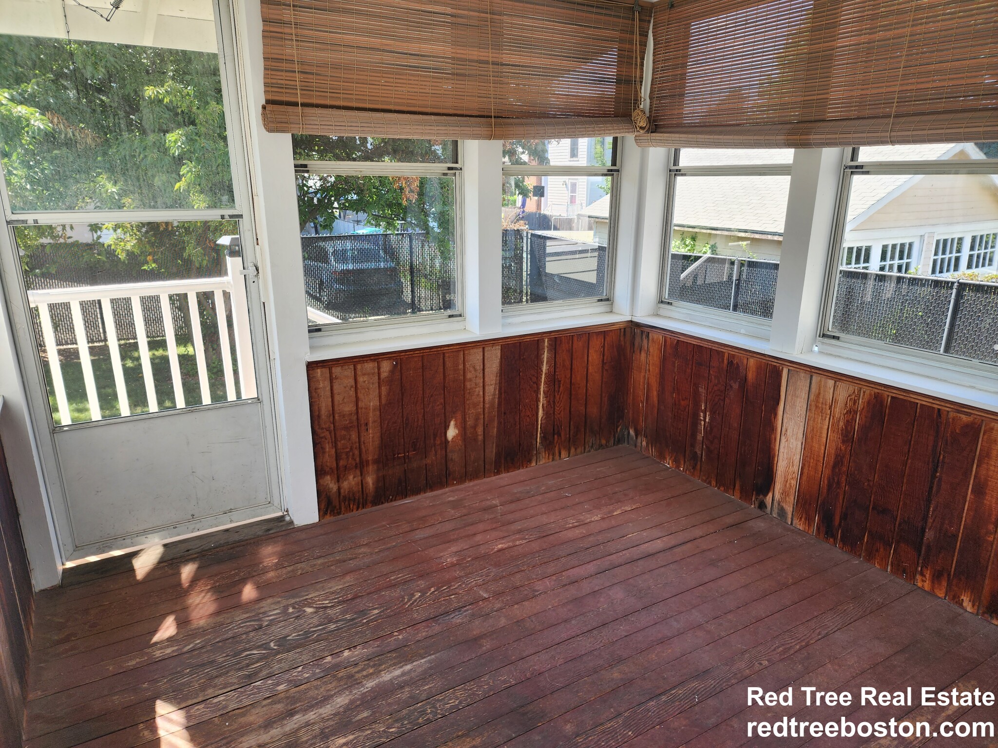 30 Baker St, Belmont