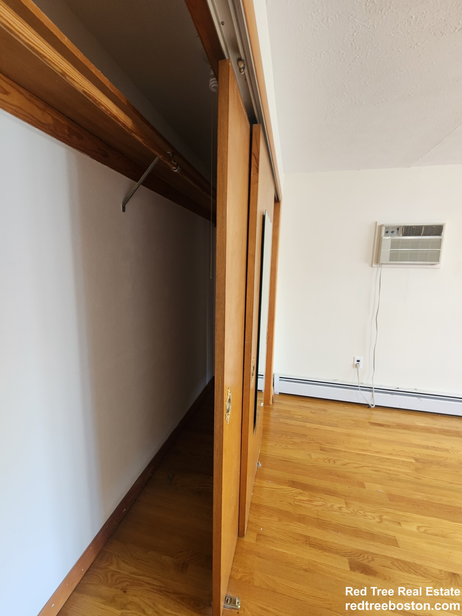 30 Baker St, Belmont