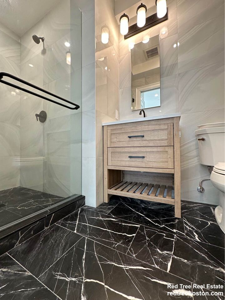 65 Gove St, East Boston