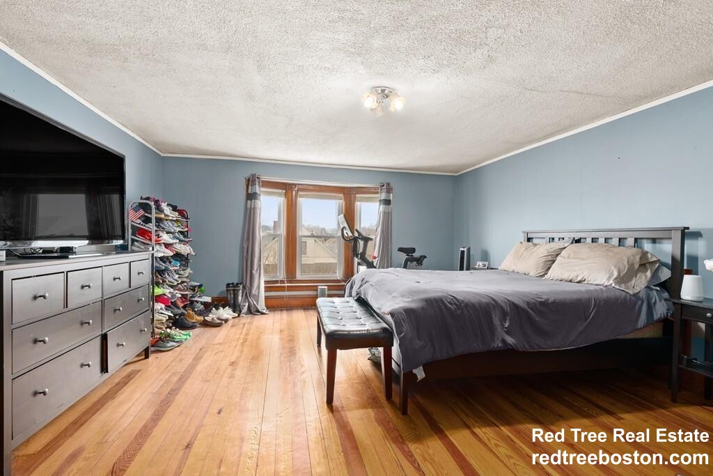 14 Bowdoin St, South Medford