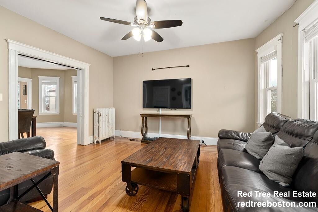 14 Bowdoin St, South Medford