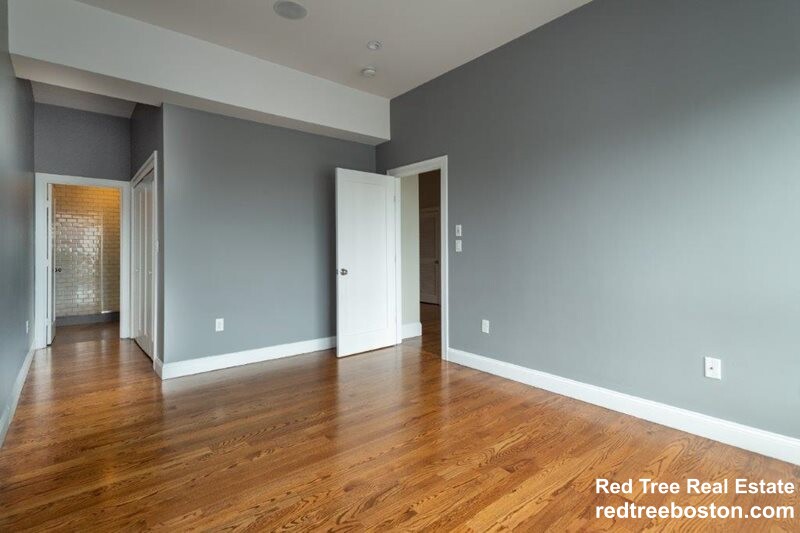 339 D St, South Boston