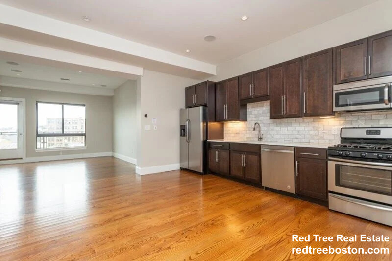 339 D St, South Boston