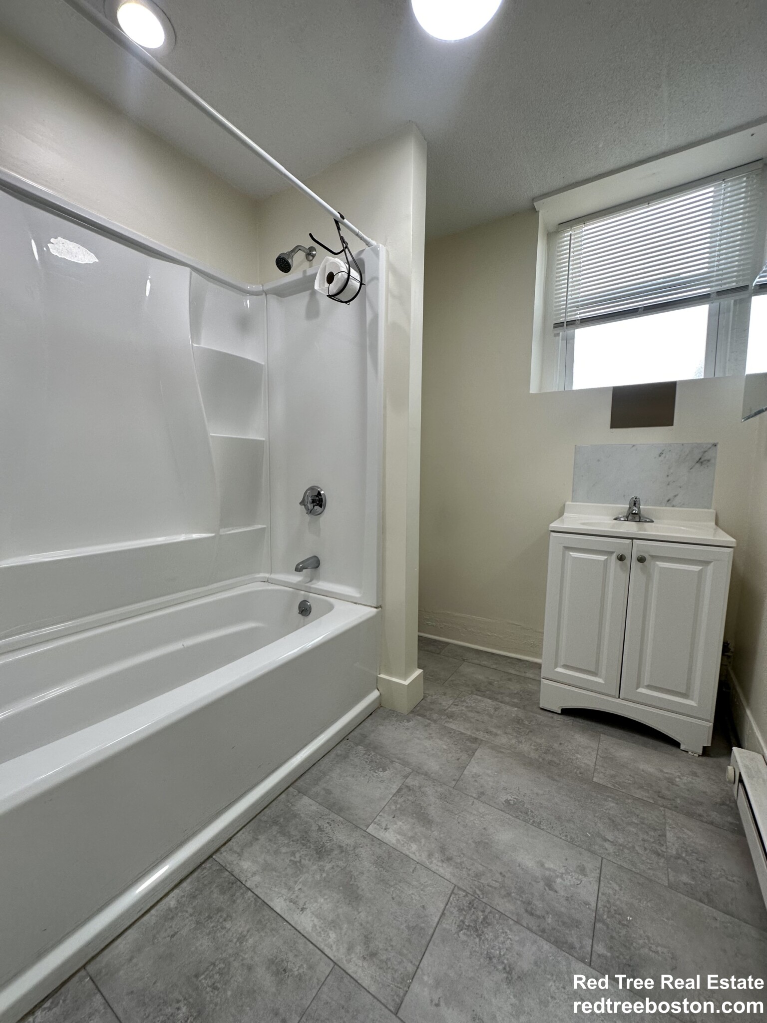 11 Highgate St, Allston