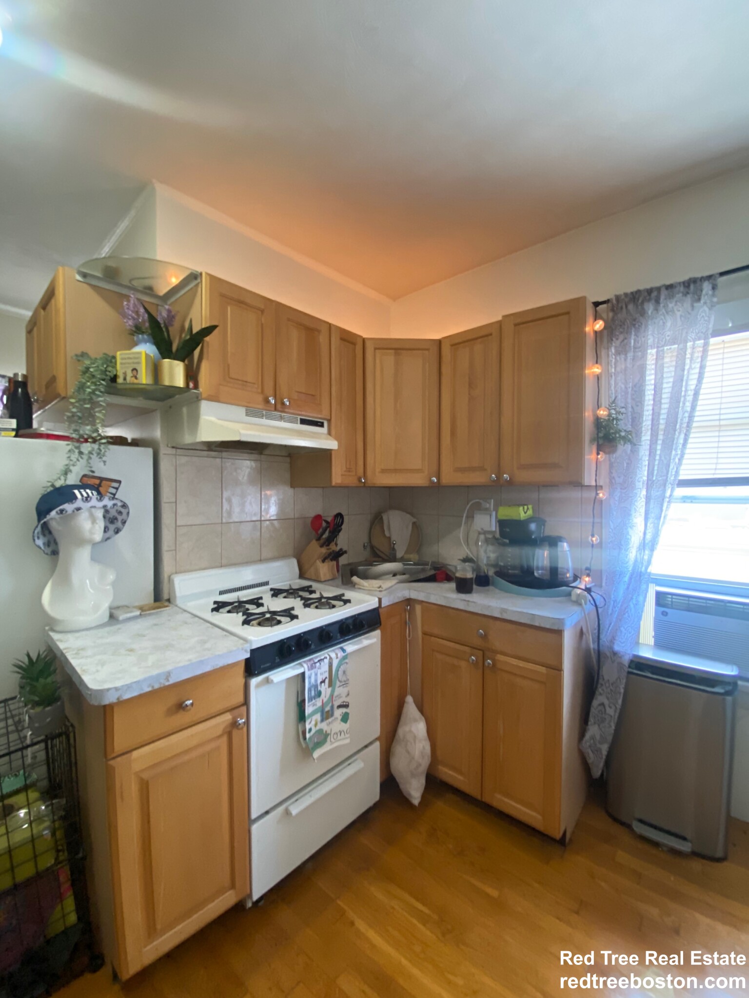 11 Snow St, Brighton