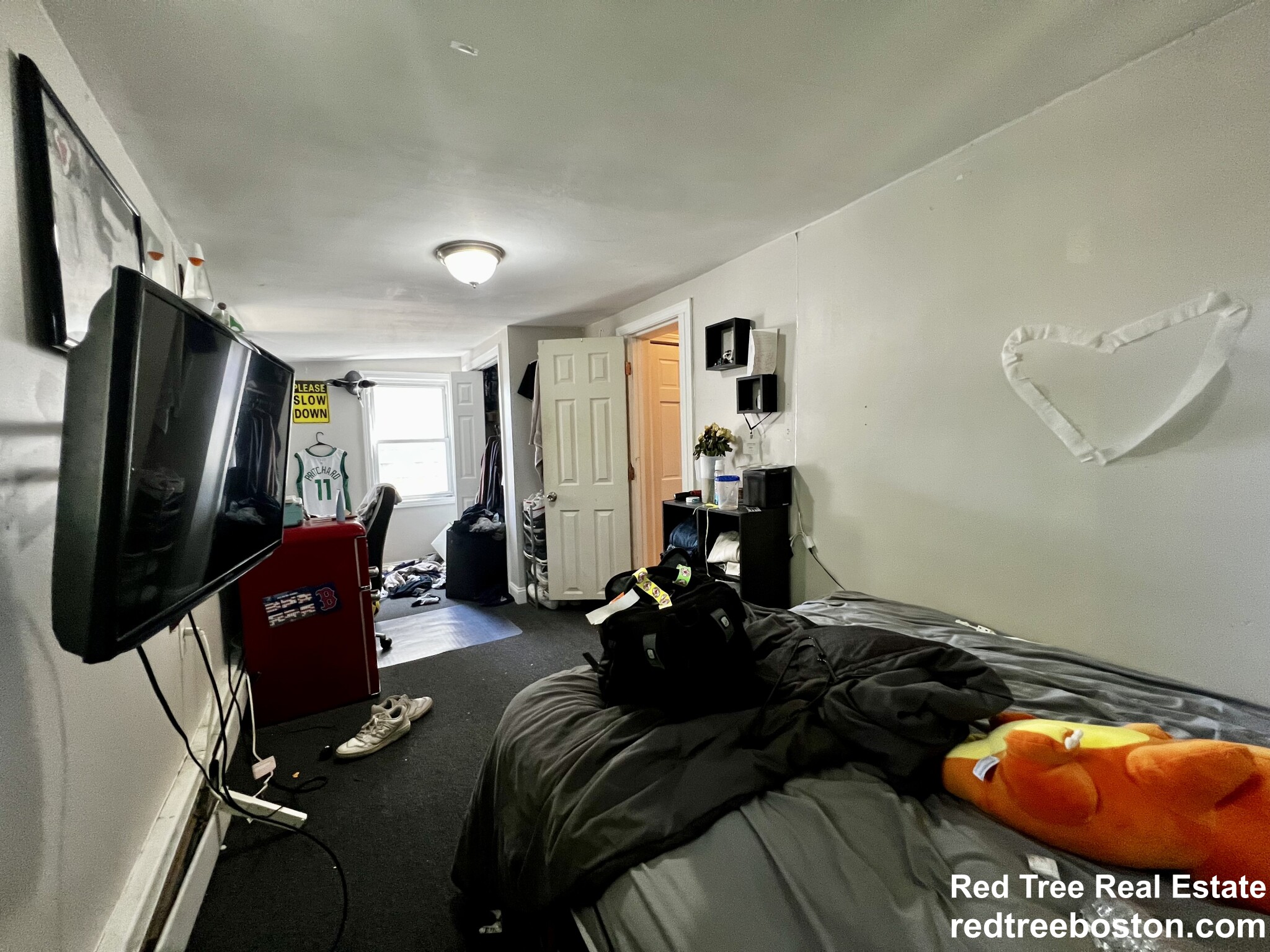 678 Bennington St, East Boston