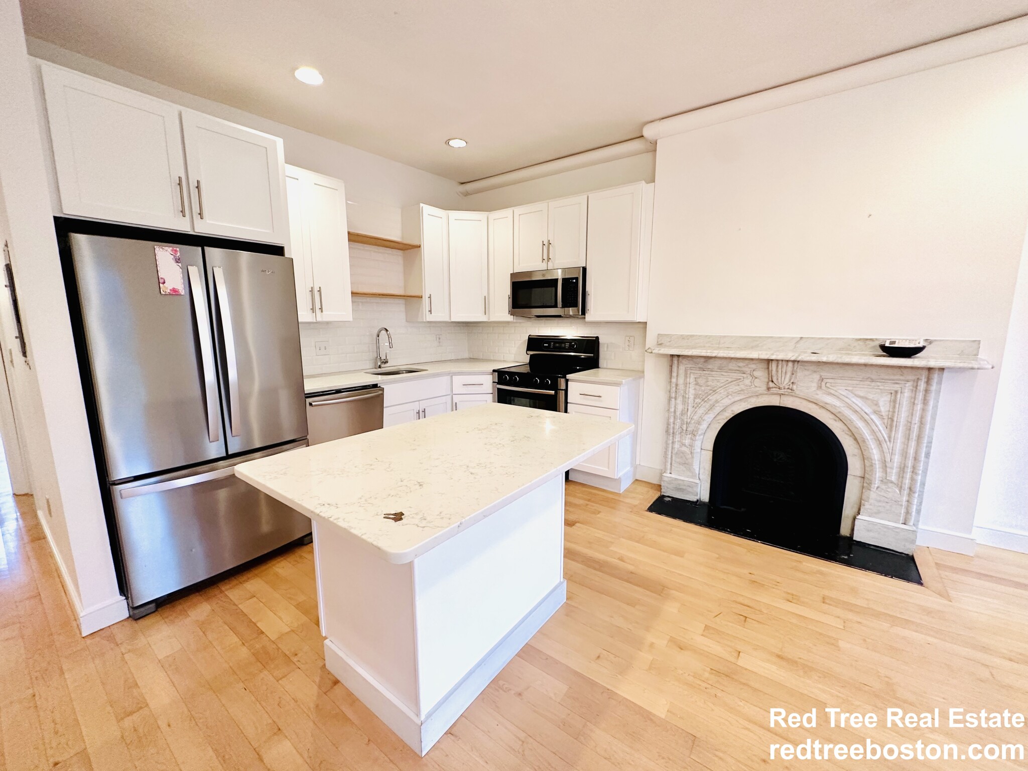 662 Massachusetts Ave, South End