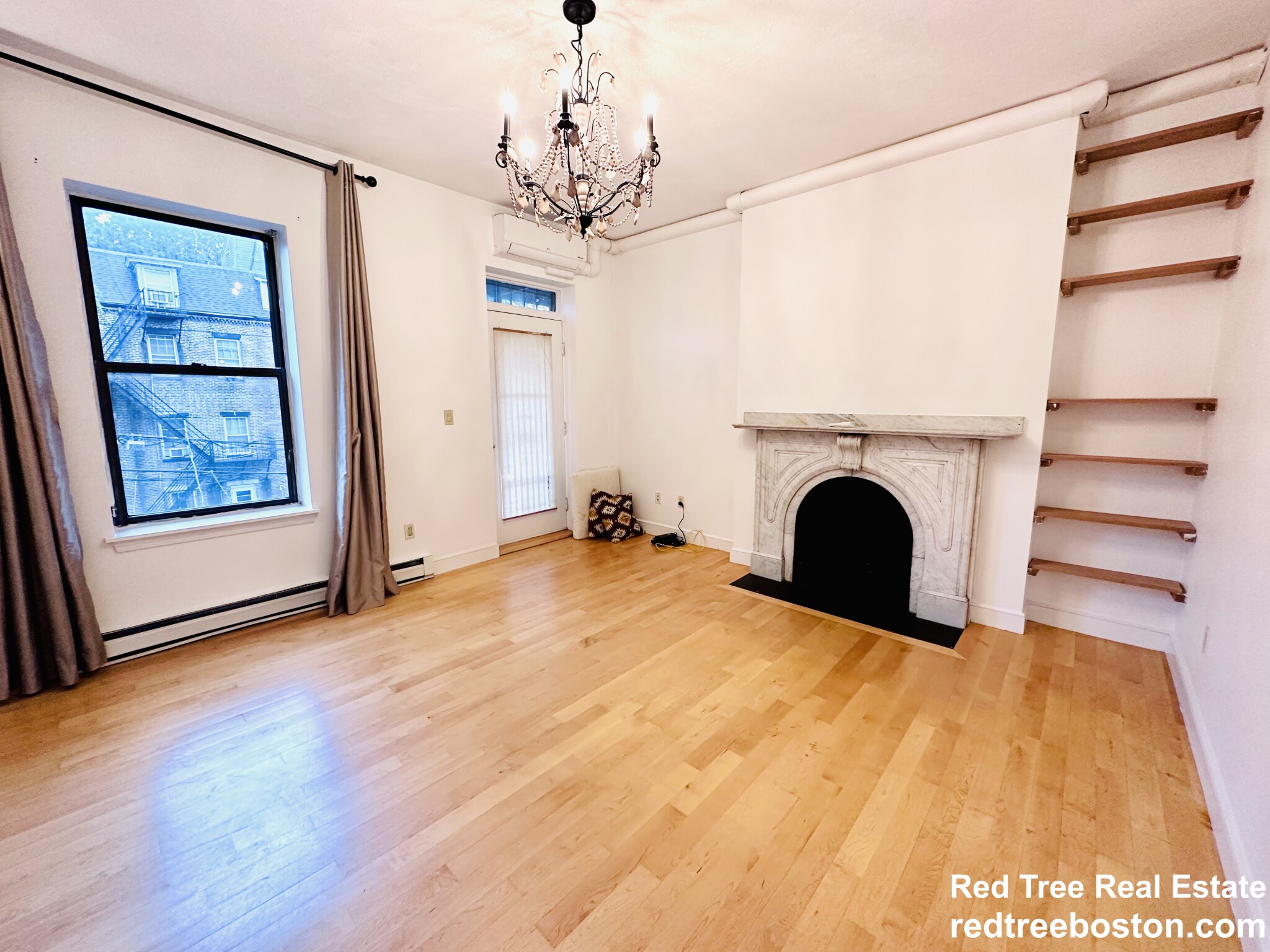 662 Massachusetts Ave, South End