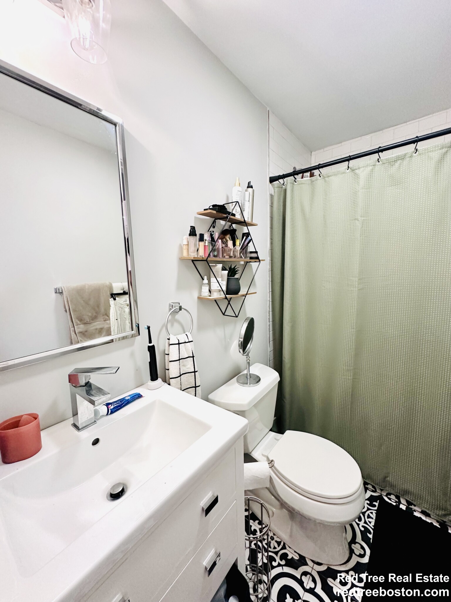 174 Princeton St, East Boston