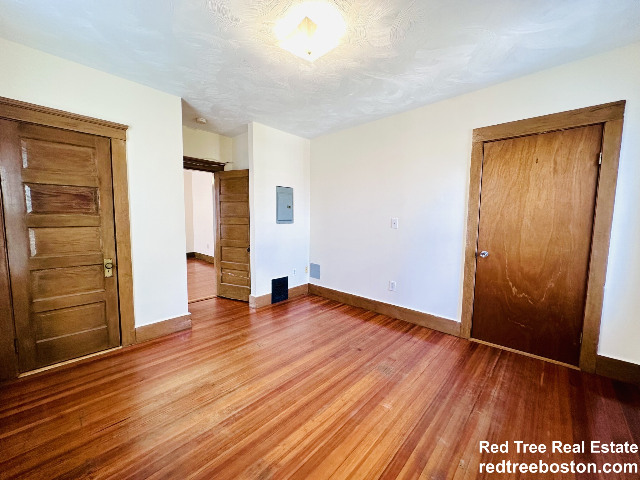 5 South Waverly, Brighton