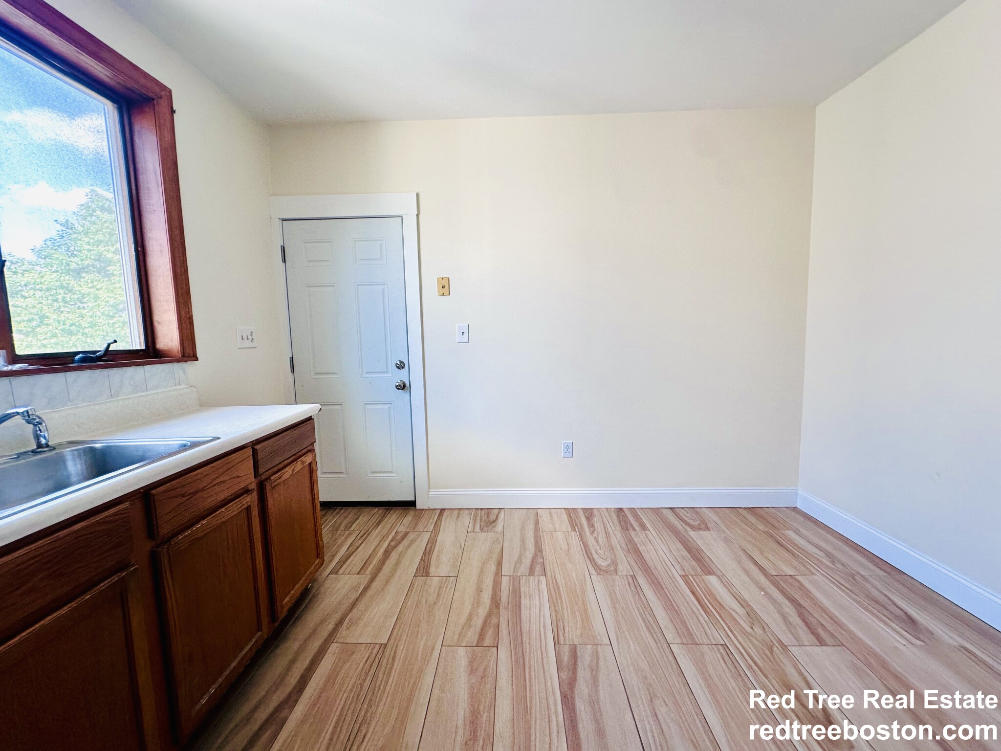 5 South Waverly, Brighton