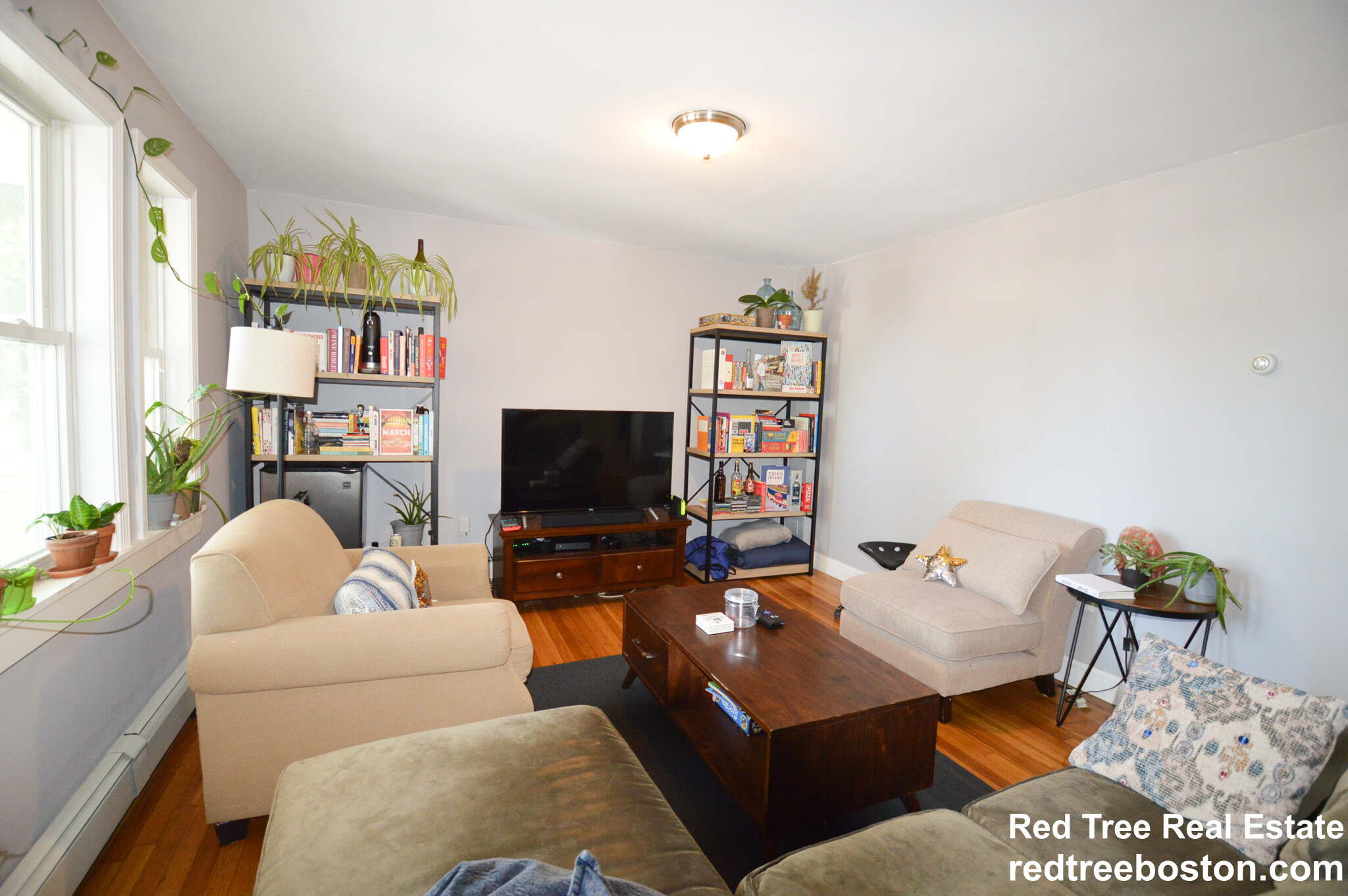 678 Bennington St, East Boston