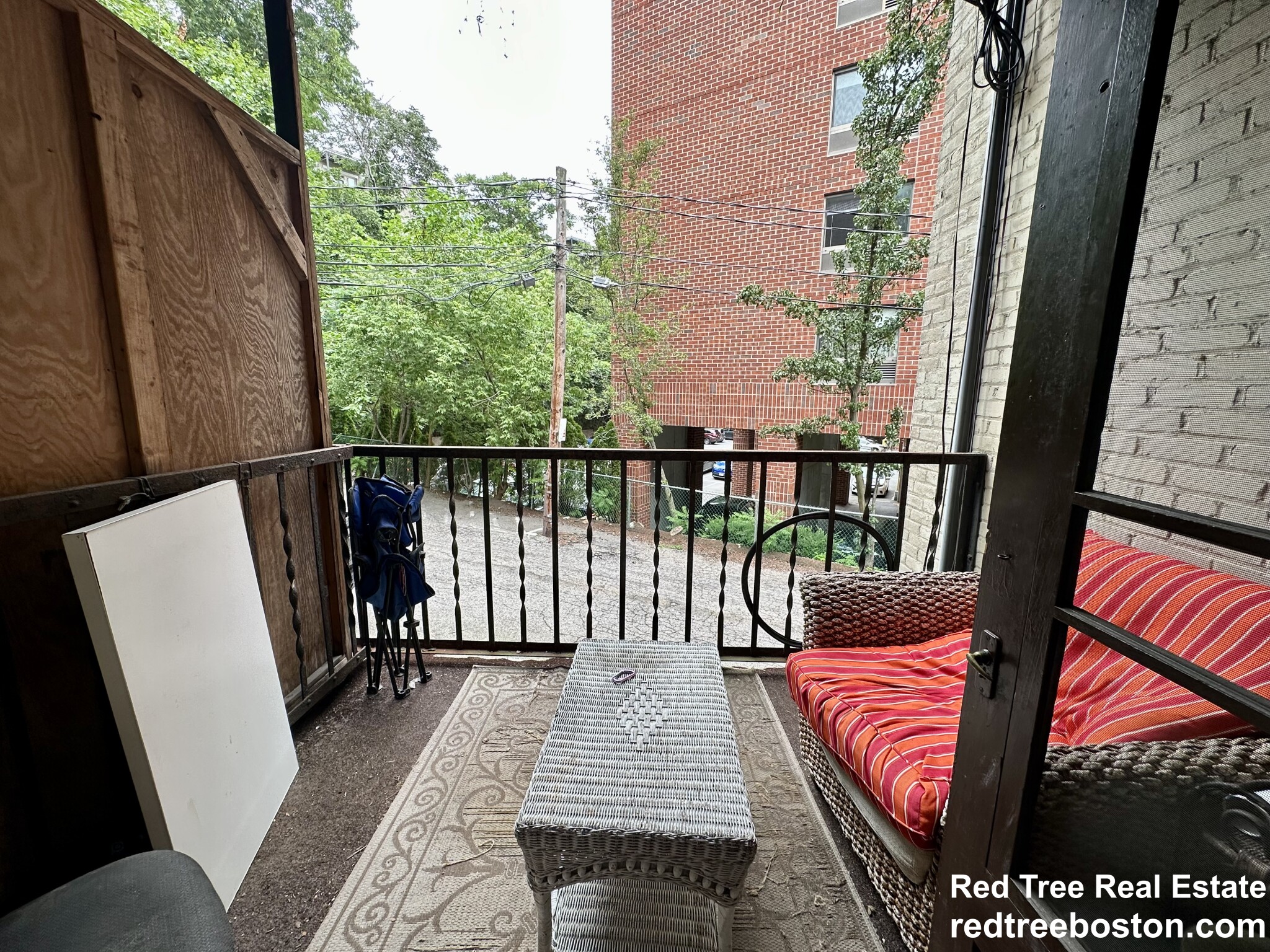 25 Mount Hood Rd, Brighton