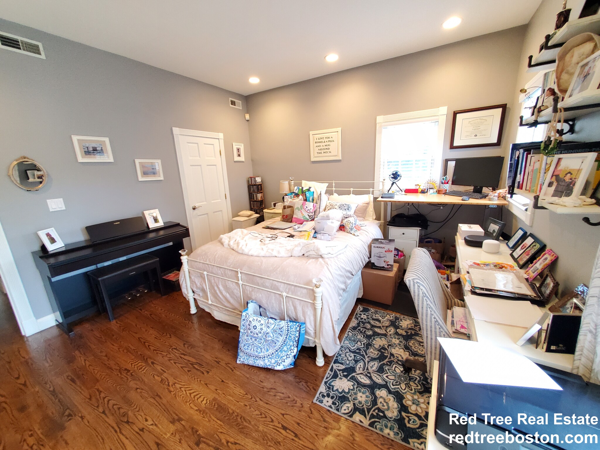 11 Gardner Rd, The Port