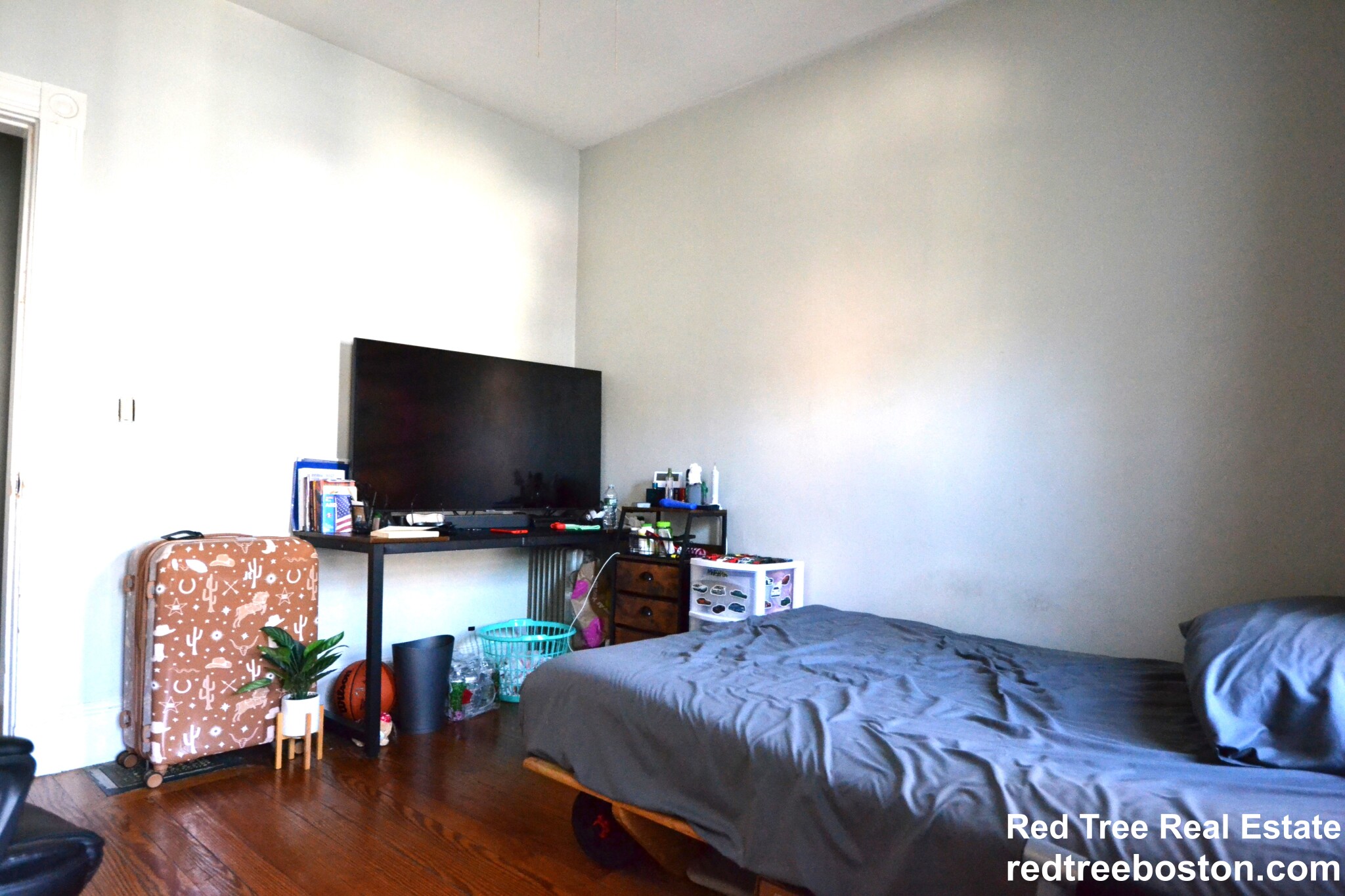 12 Bennett St, Oak Square