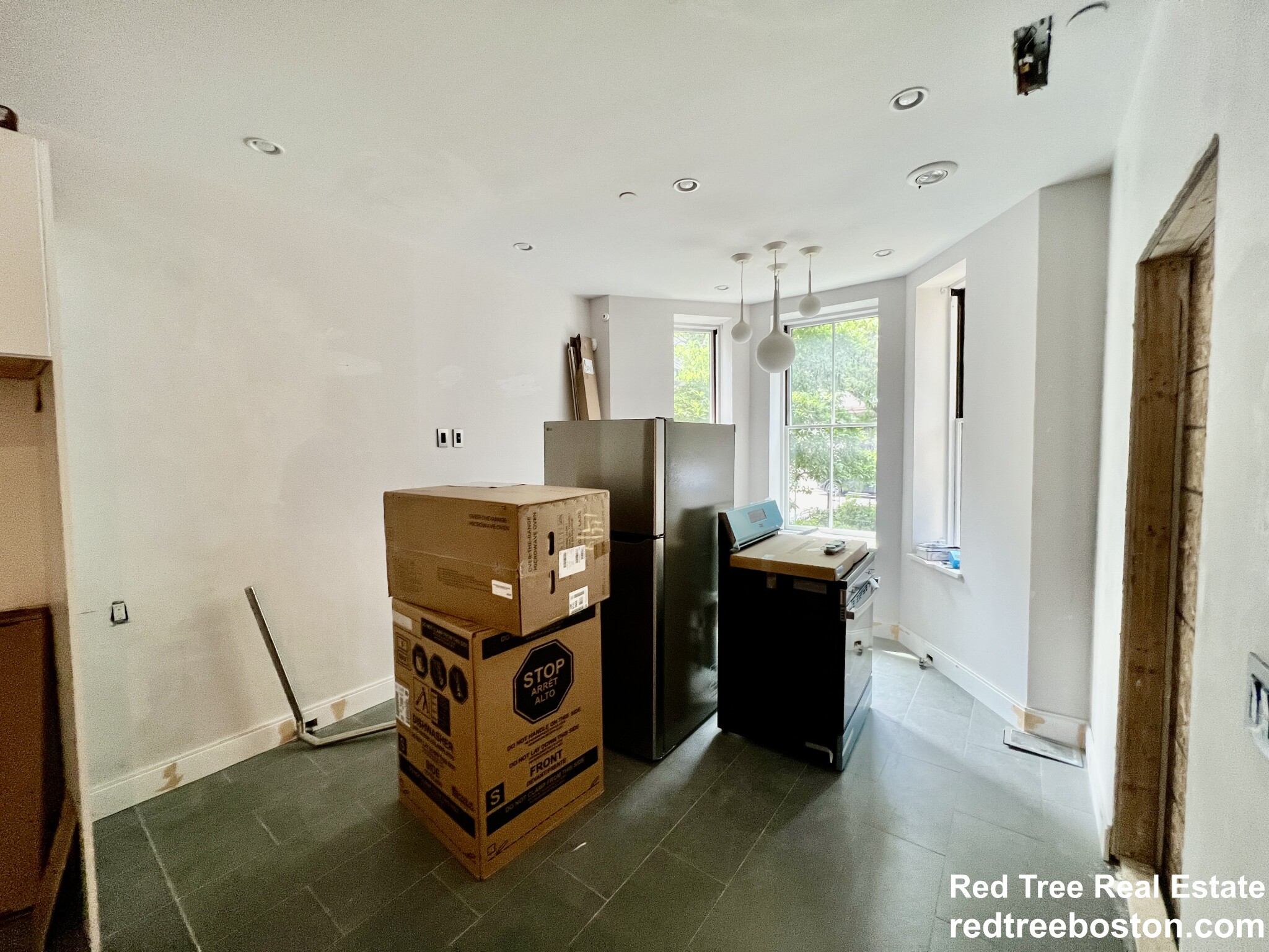 1607 Tremont St, Mission Hill