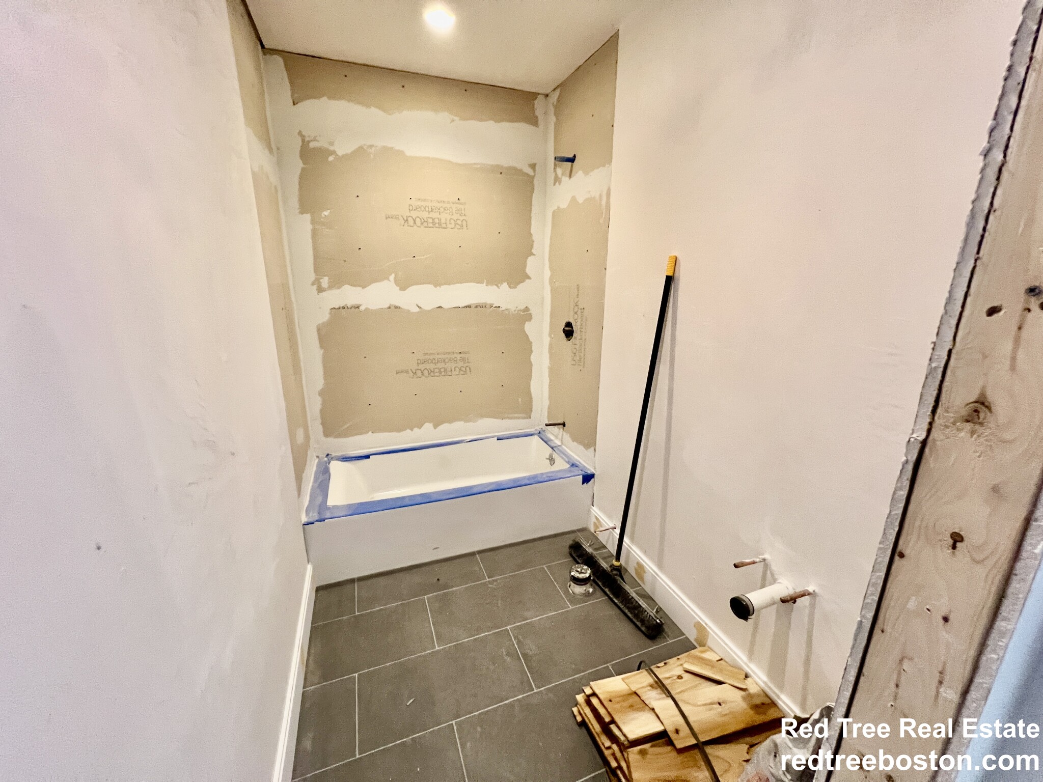 1607 Tremont St, Mission Hill