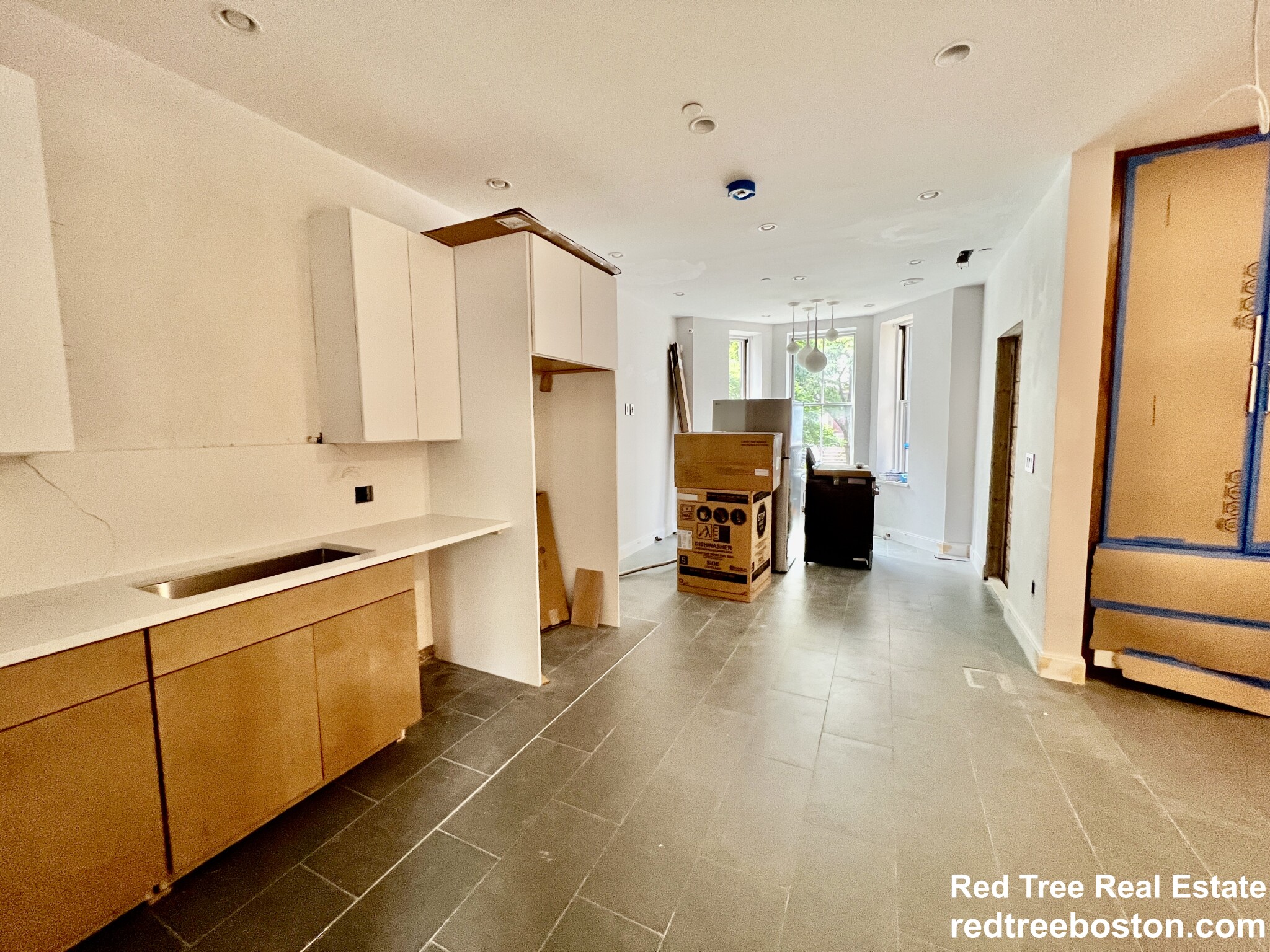 1607 Tremont St, Mission Hill