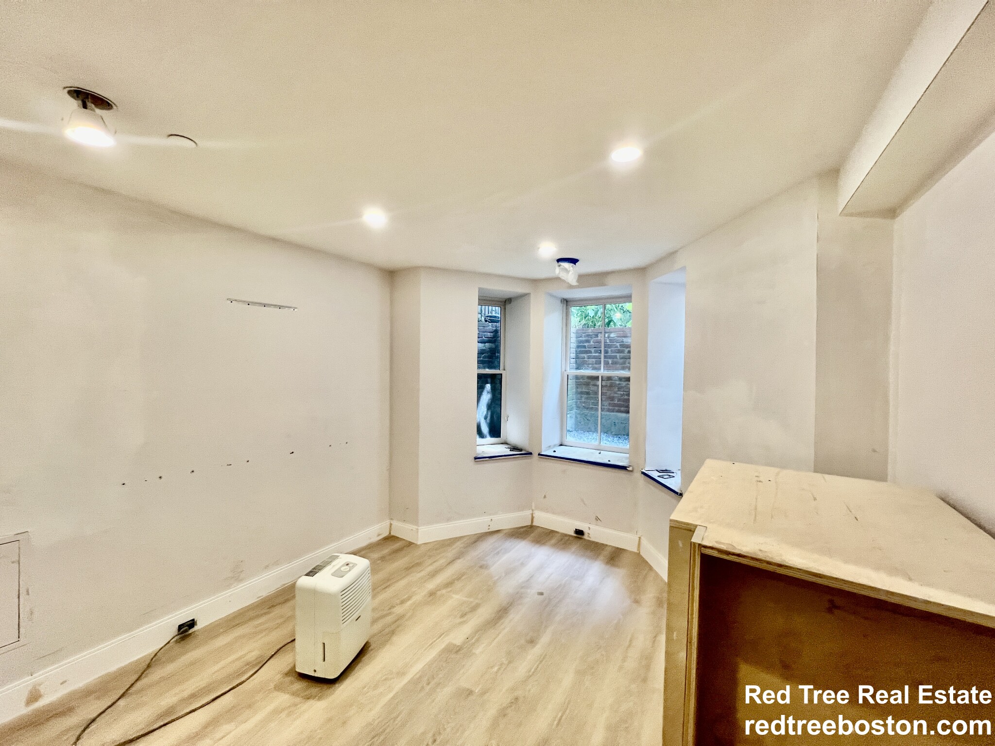 1607 Tremont St, Mission Hill