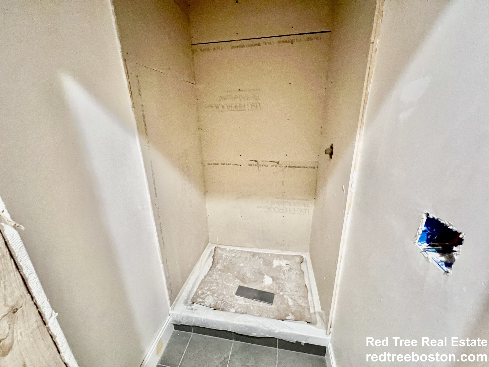 1607 Tremont St, Mission Hill