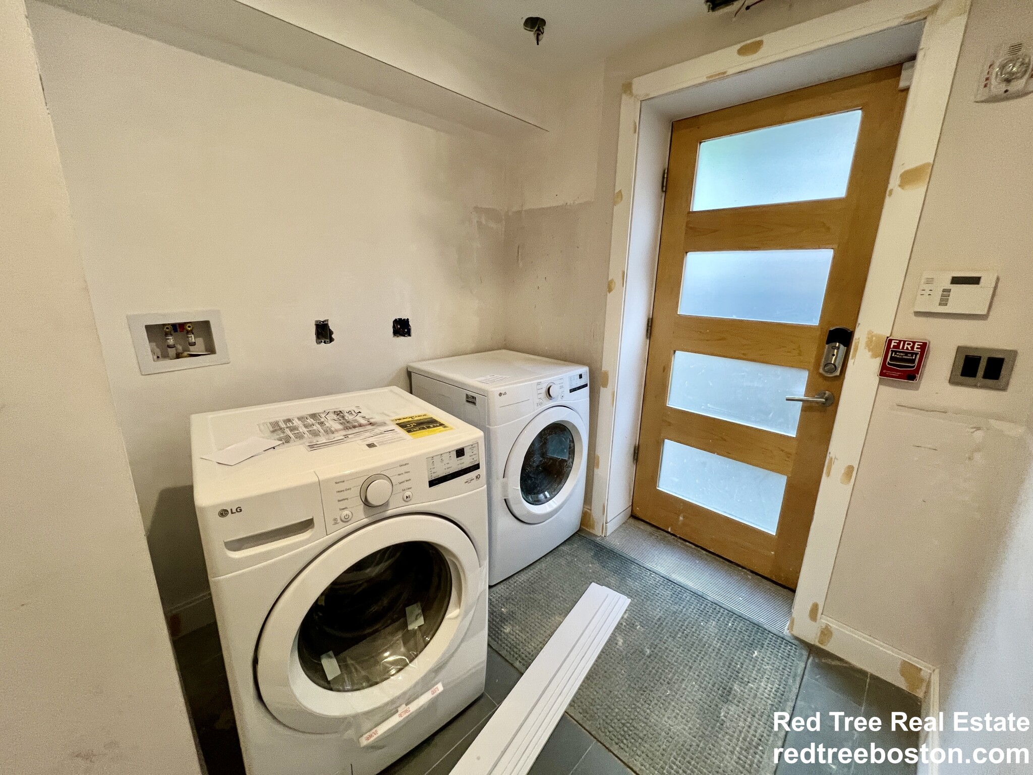 1607 Tremont St, Mission Hill