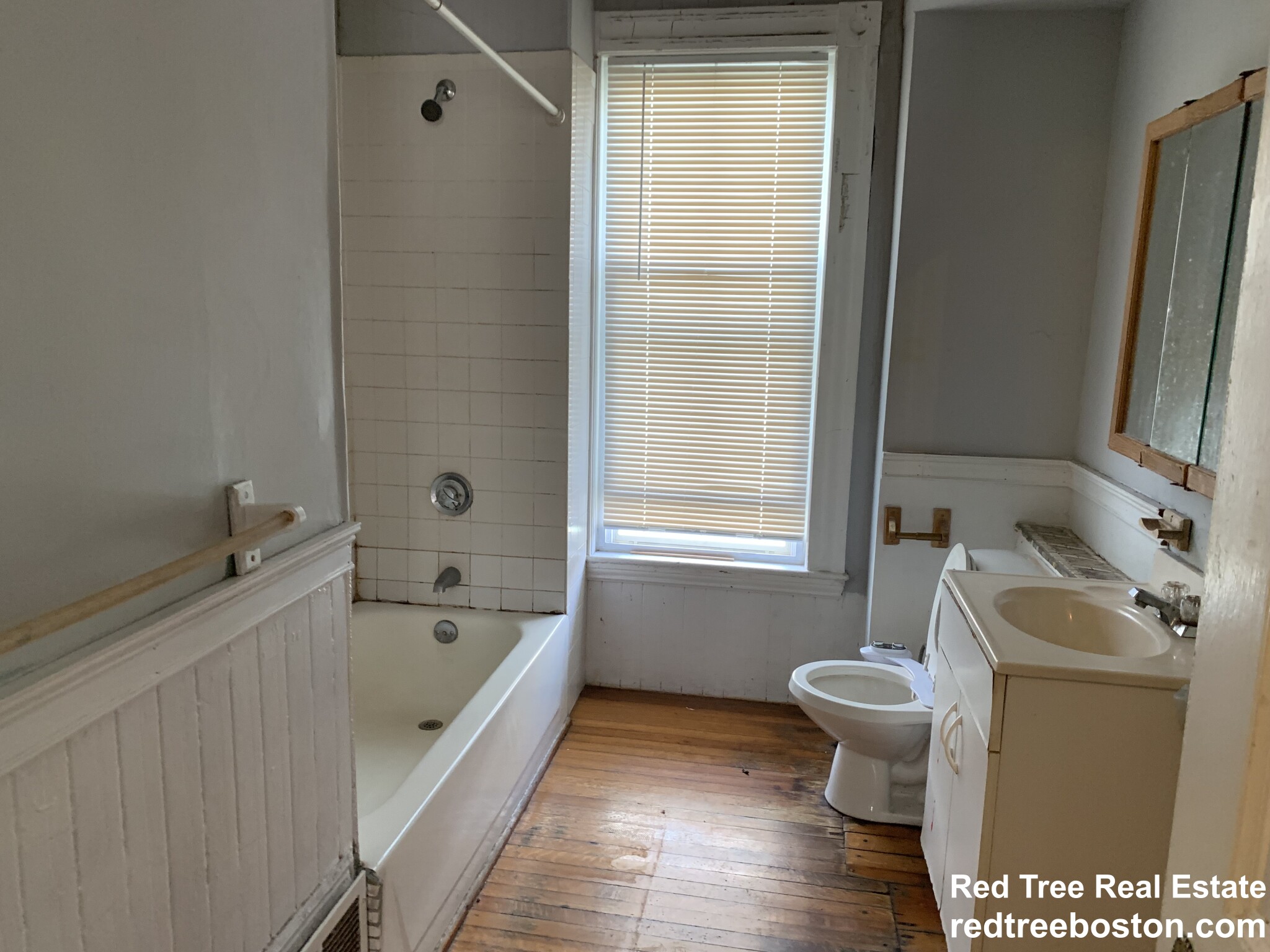 1 Cobden St, Roxbury