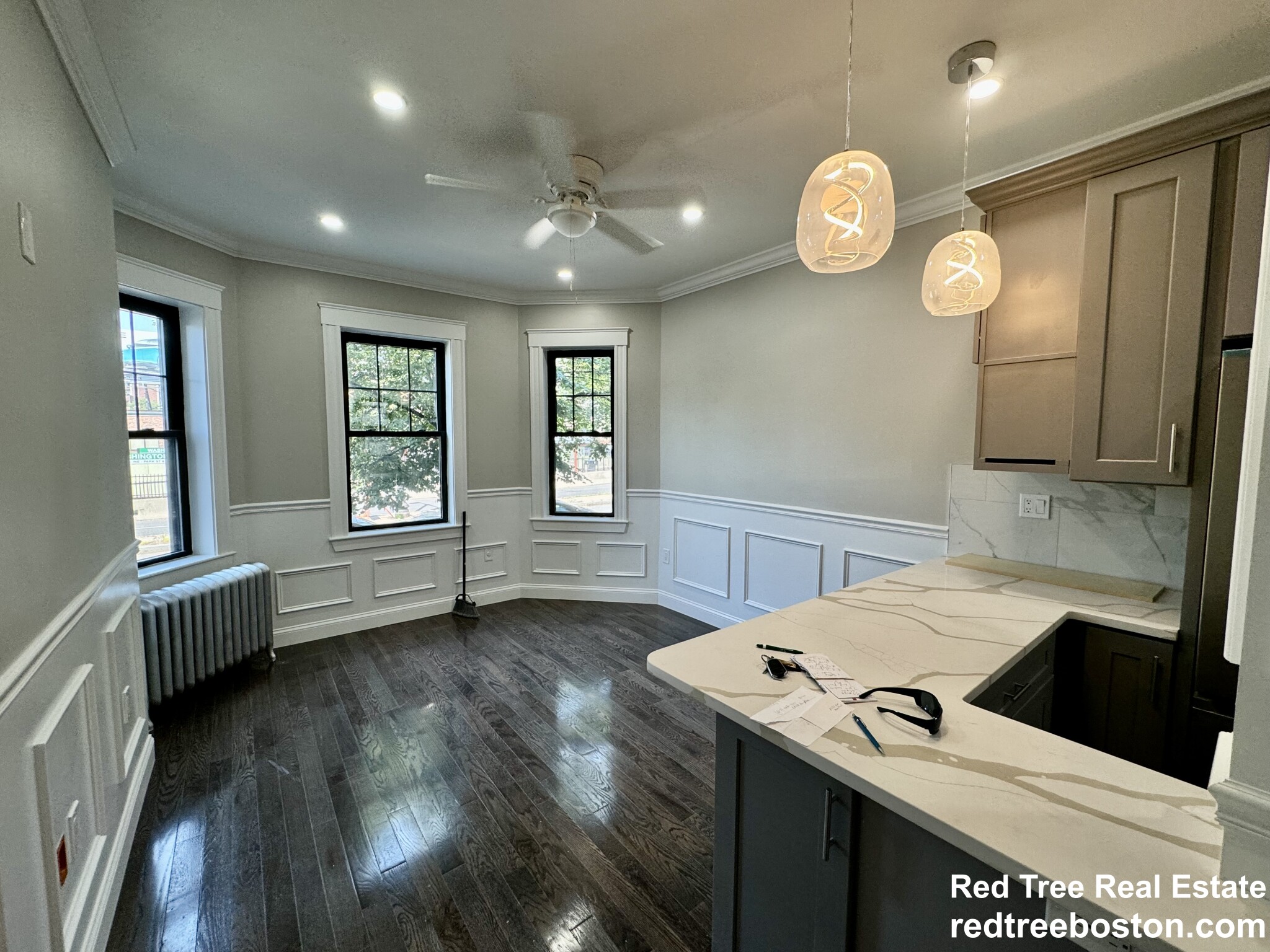 1572 Commonwealth Ave, Brighton