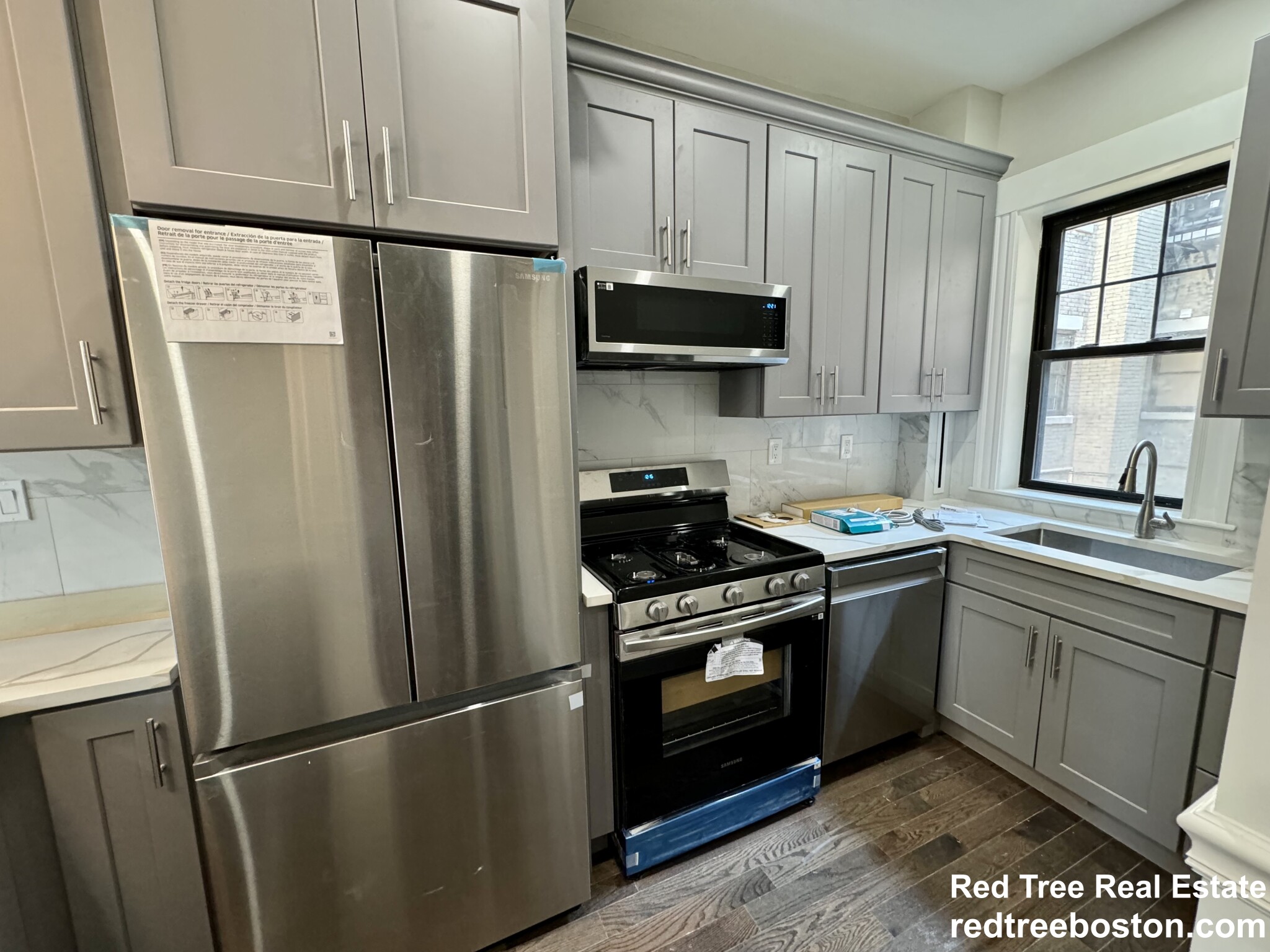 1572 Commonwealth Ave, Brighton