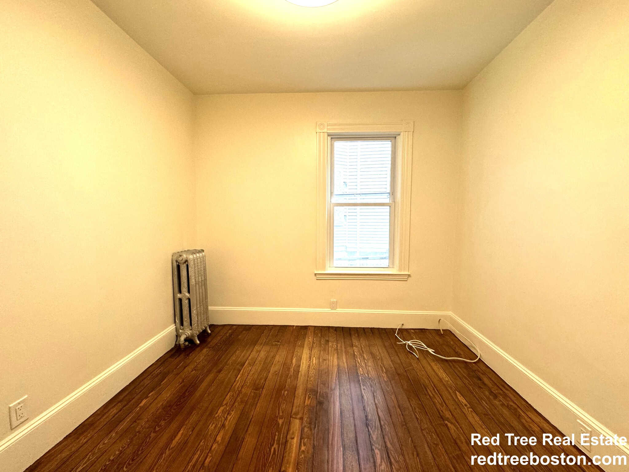 11 East Milton Rd, High Street Hill