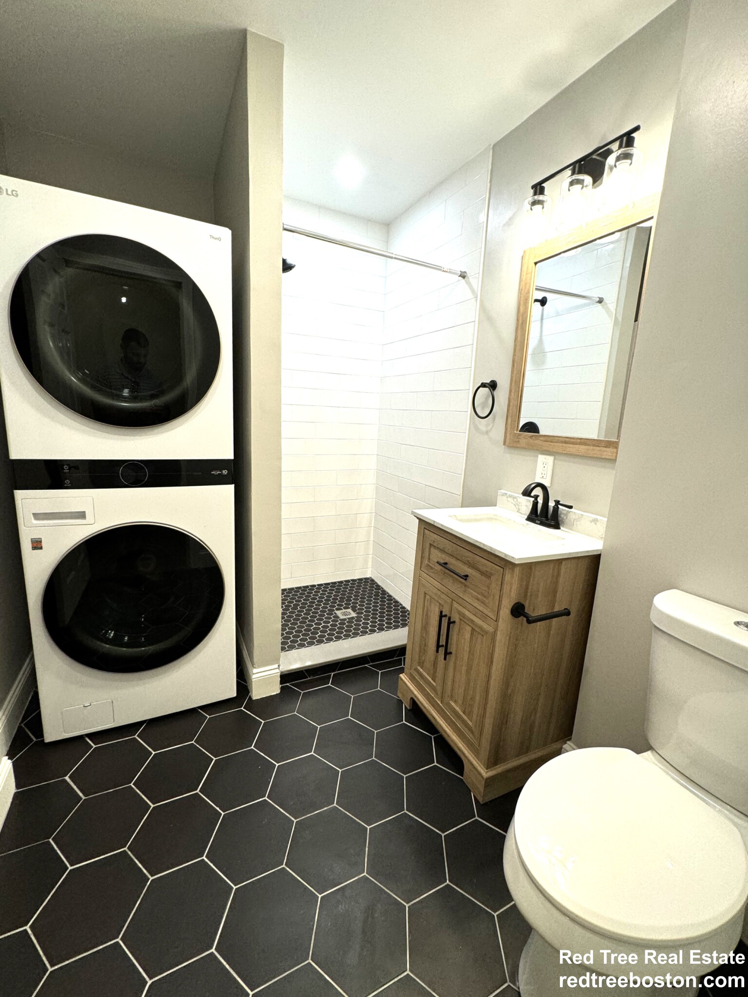 11 East Milton Rd, High Street Hill