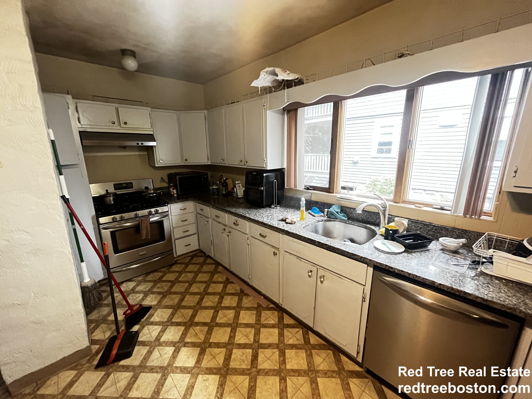 268 Boston Ave, Medford