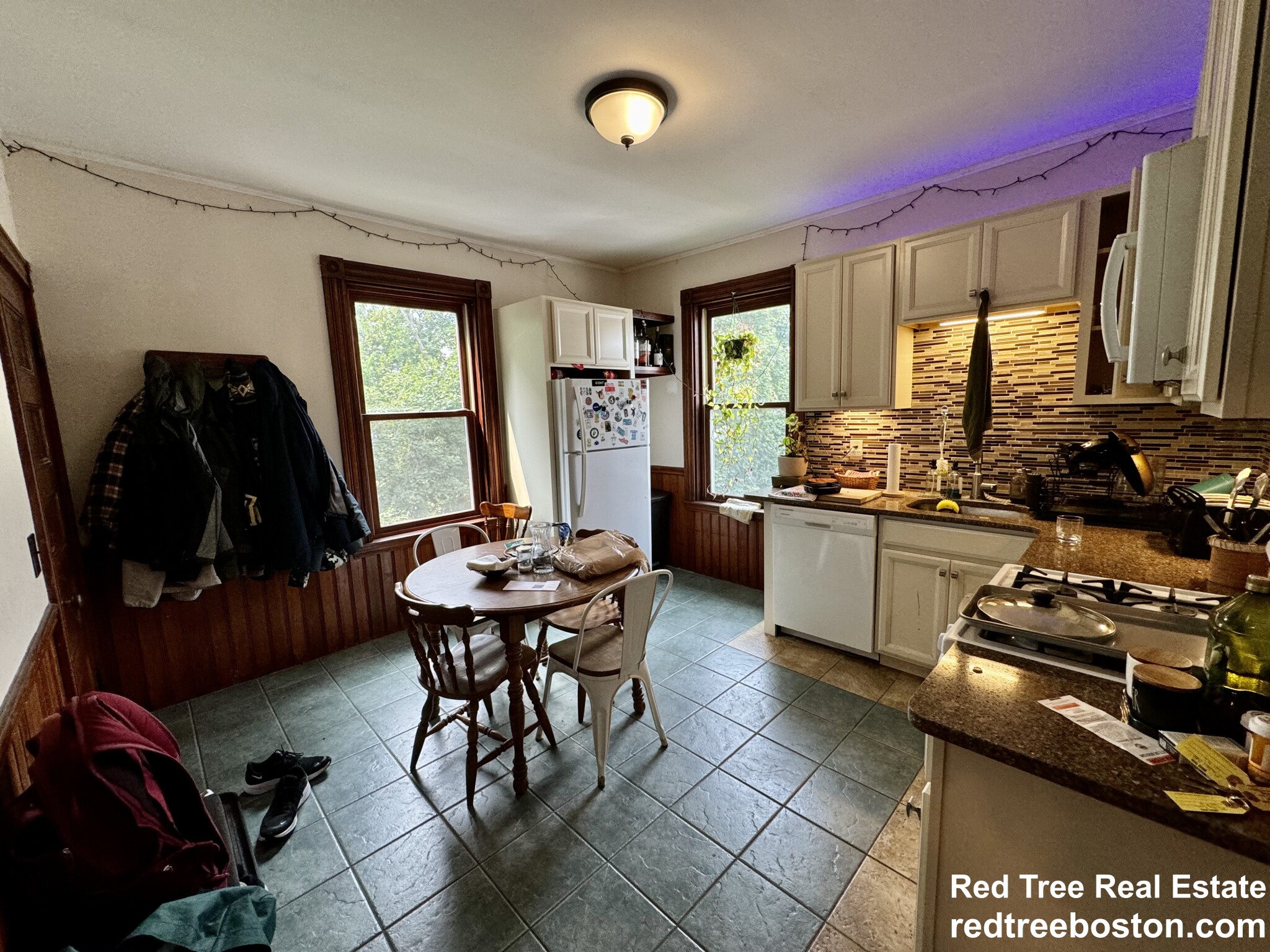 123 Cherry St, The Port