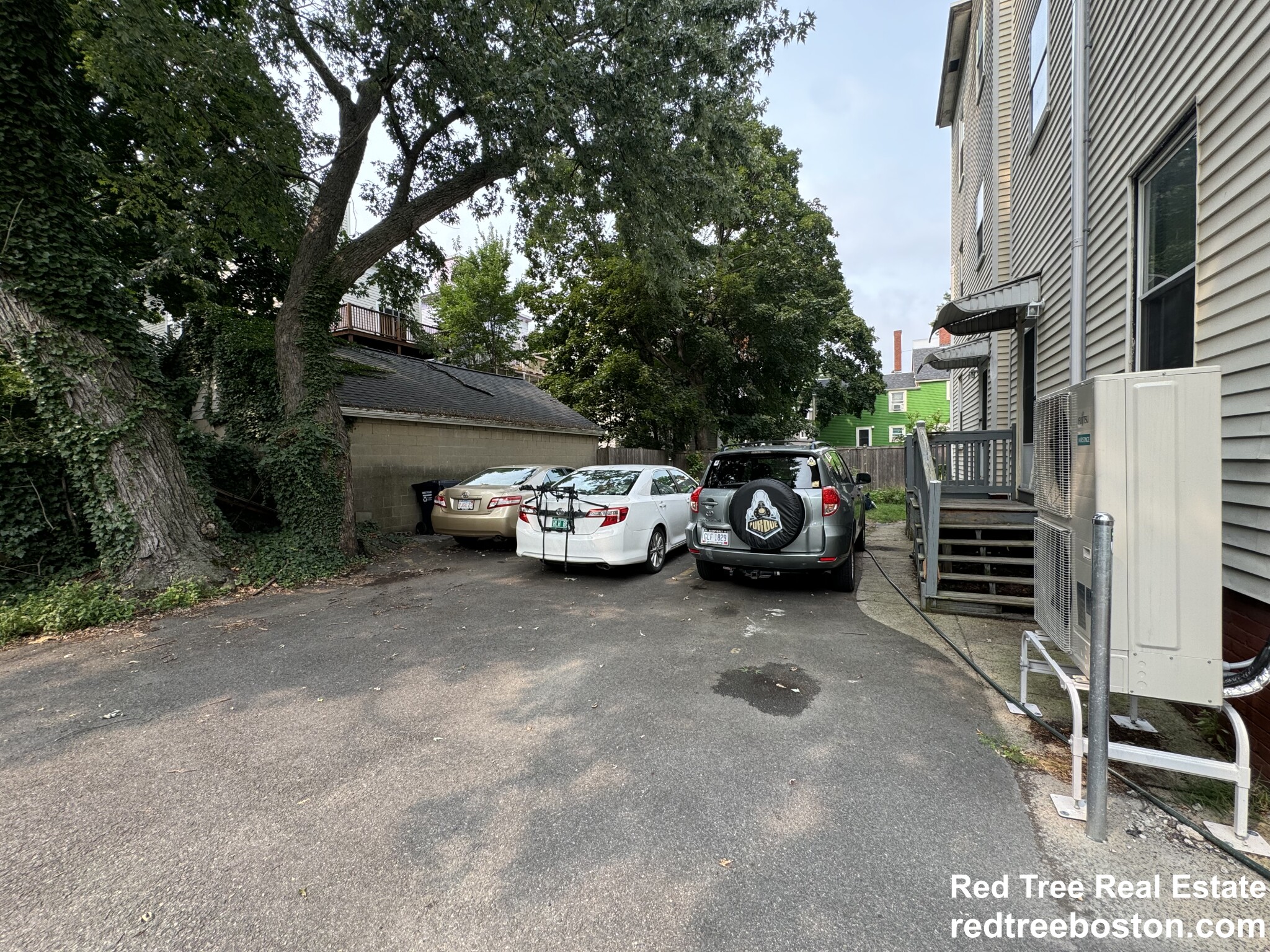 123 Cherry St, The Port