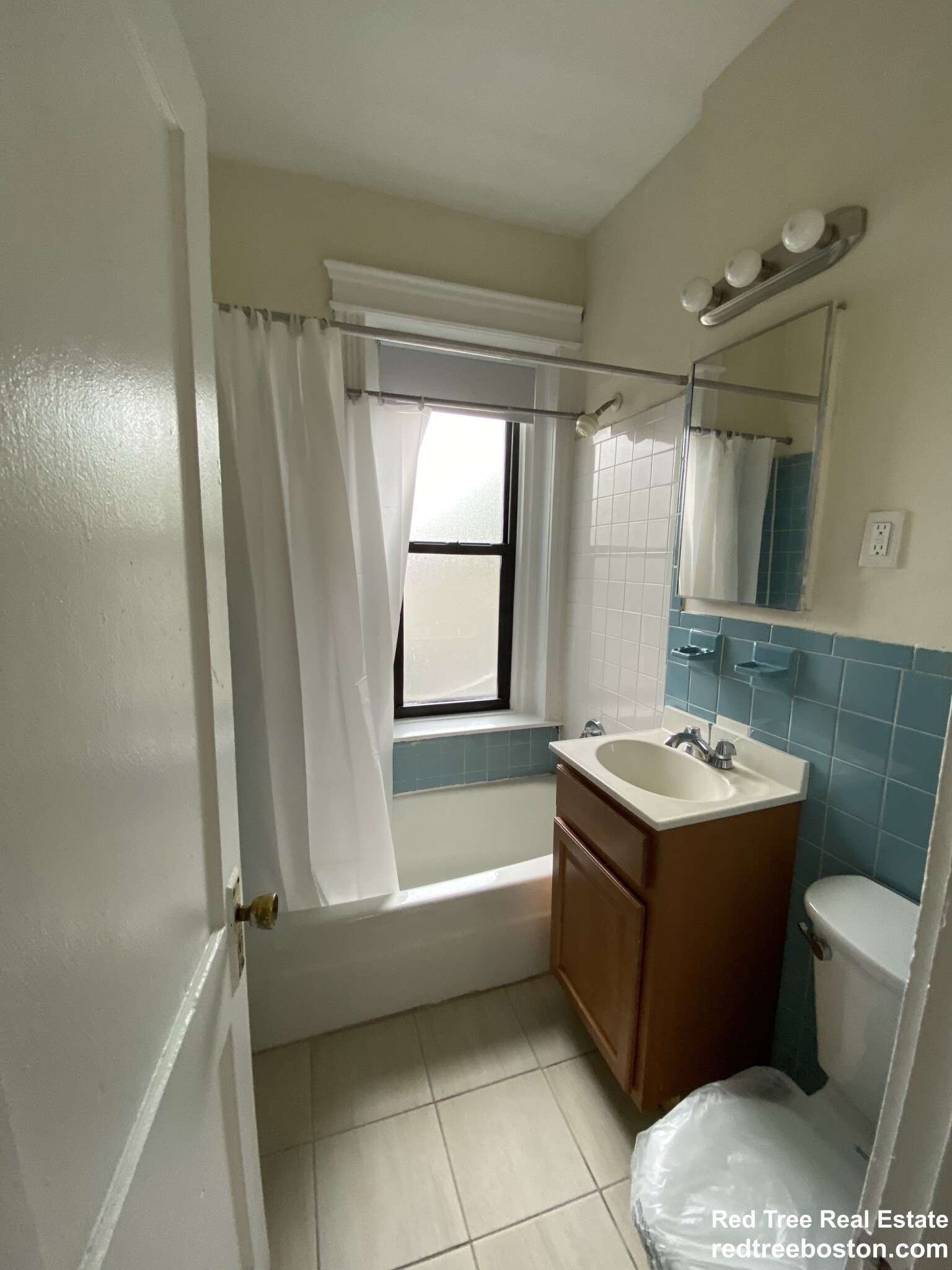 1152 Commonwealth Ave, Allston