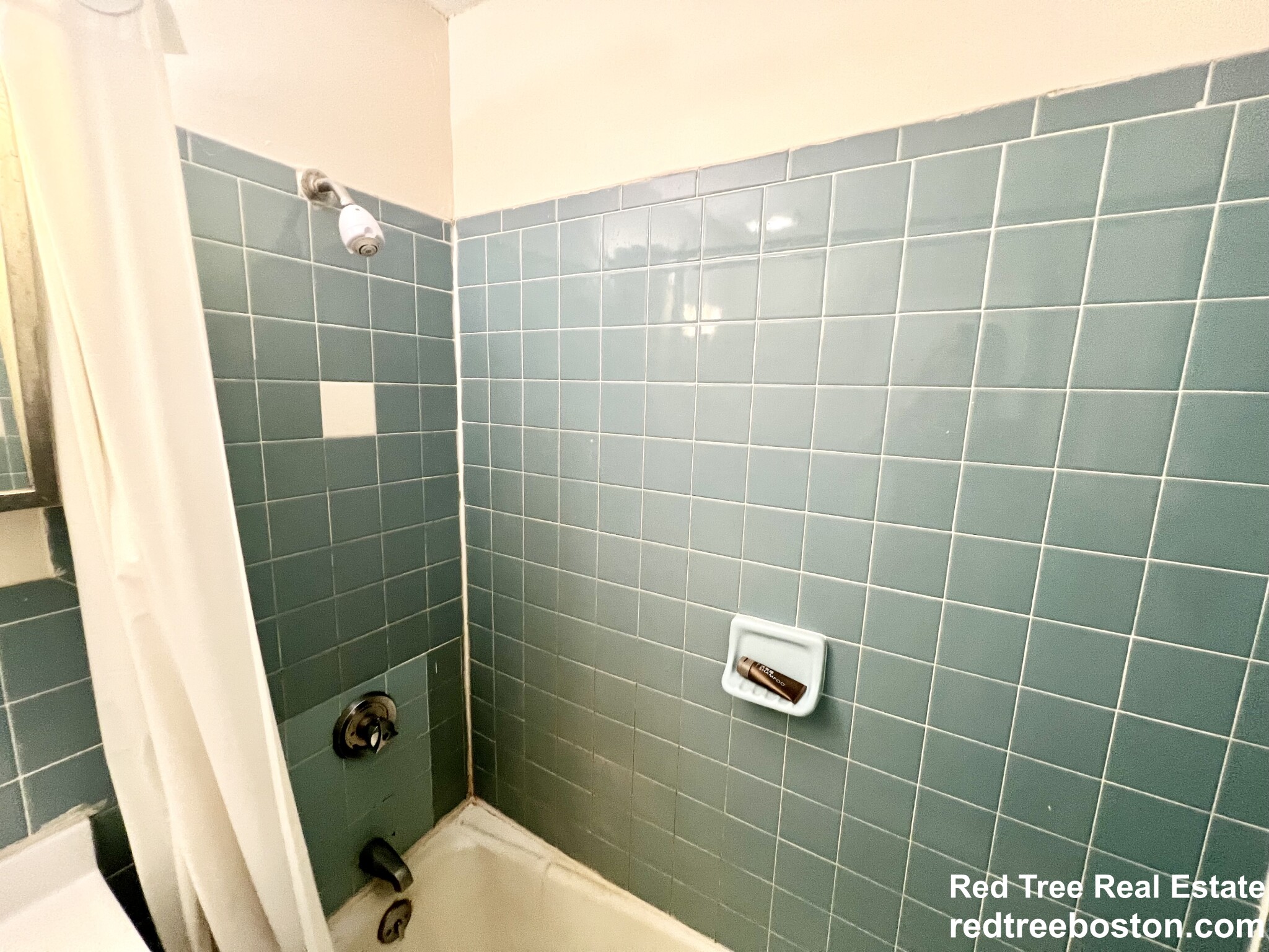 84 Gardner St, Allston