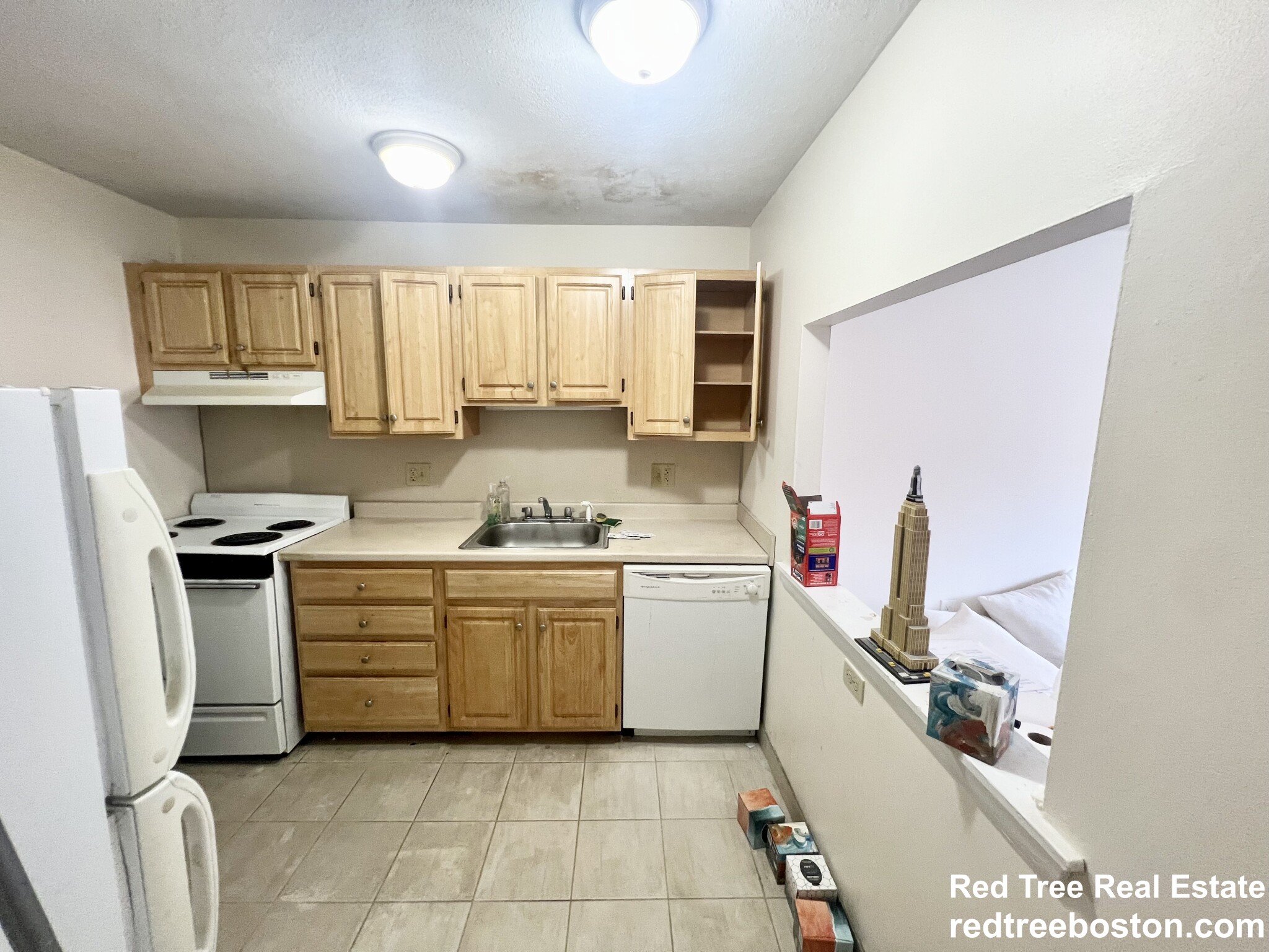 84 Gardner St, Allston