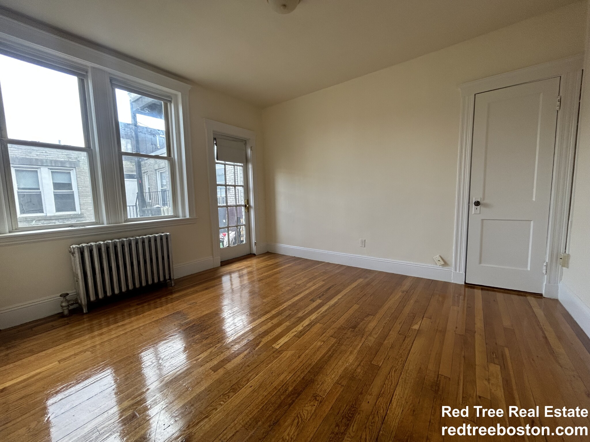 135 Washington St, Brighton