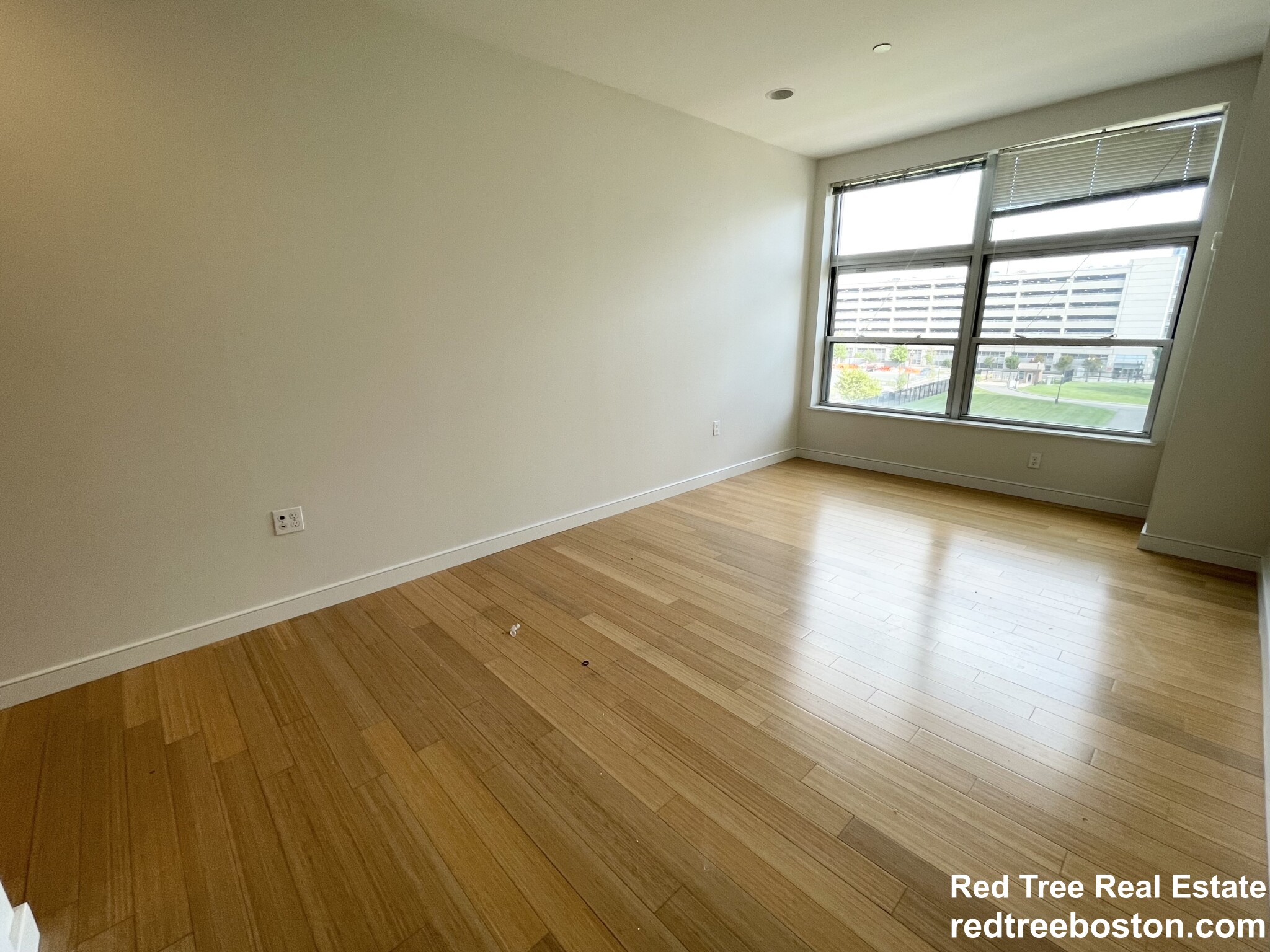 601 Albany St, South End