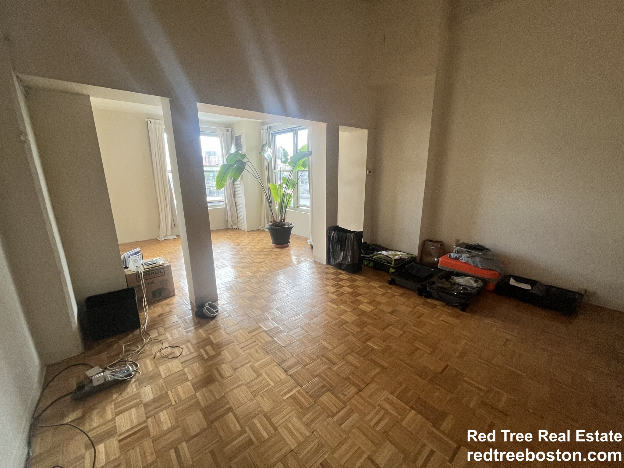 61 Brookline Ave, Fenway