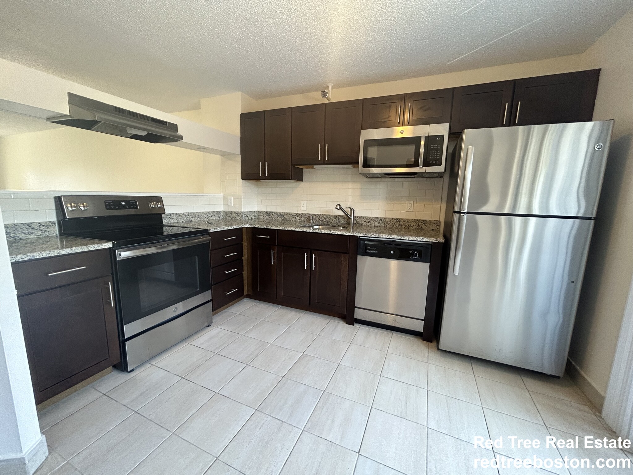 150 North Beacon St, Brighton