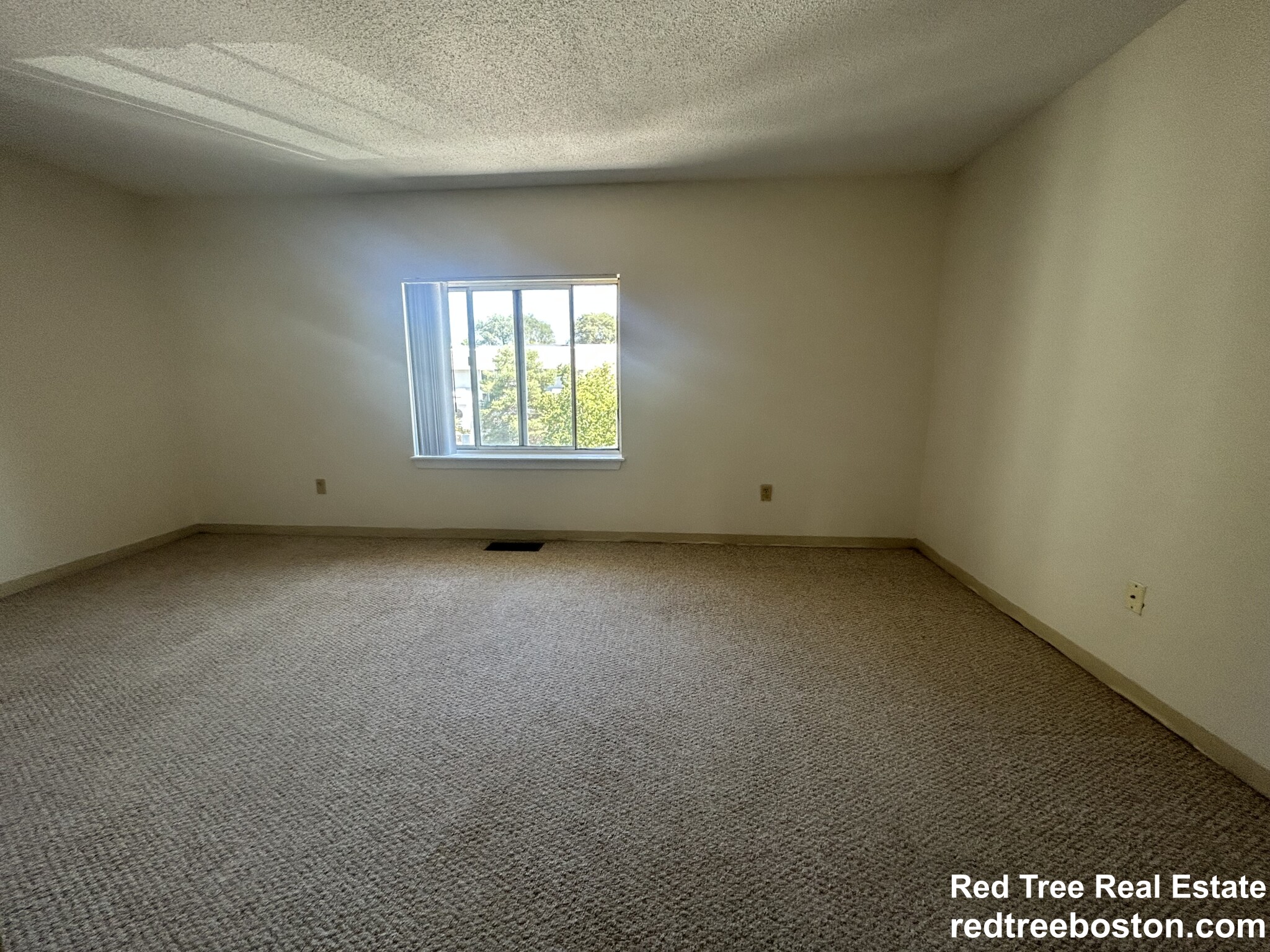 150 North Beacon St, Brighton