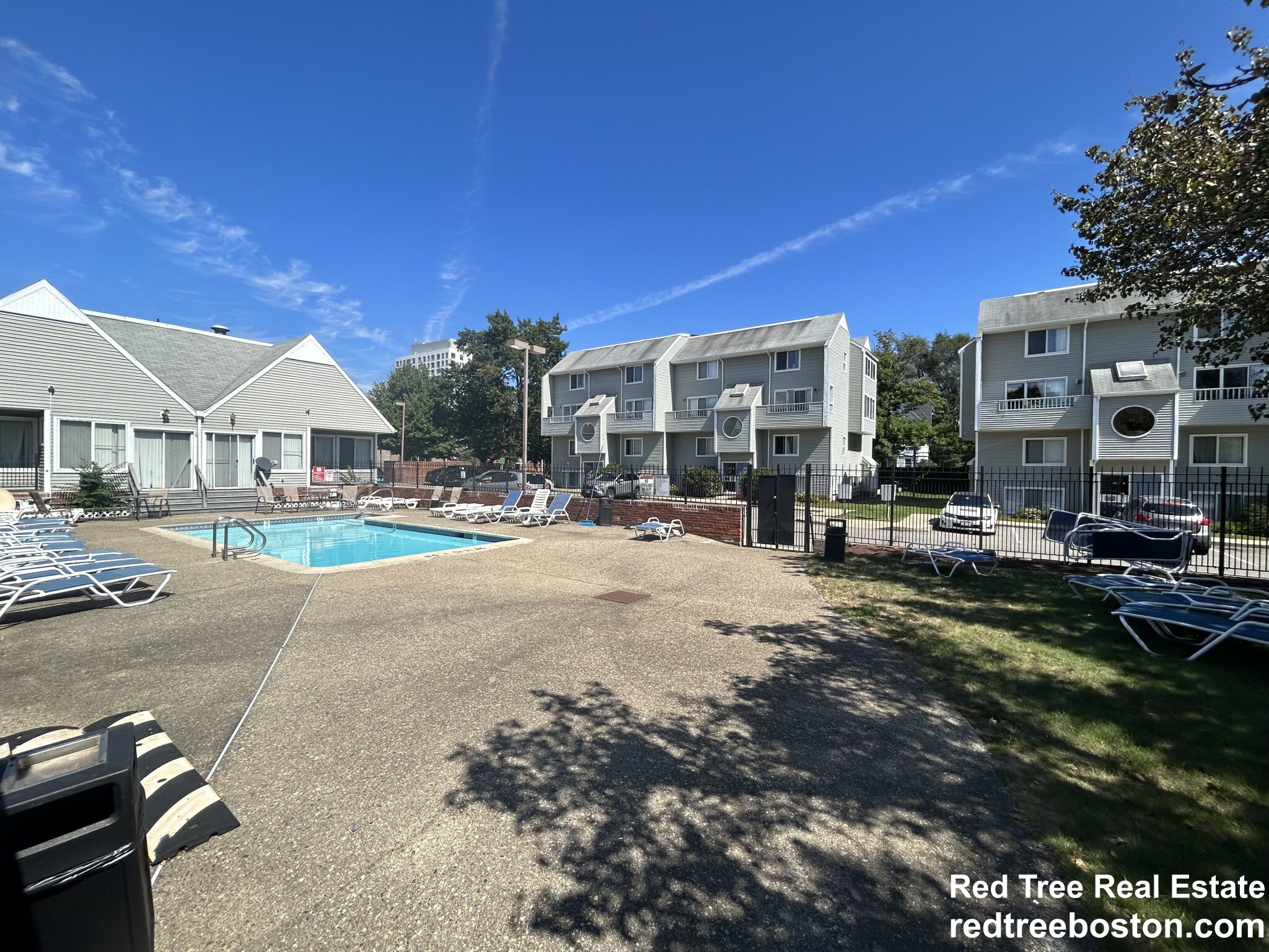 150 North Beacon St, Brighton