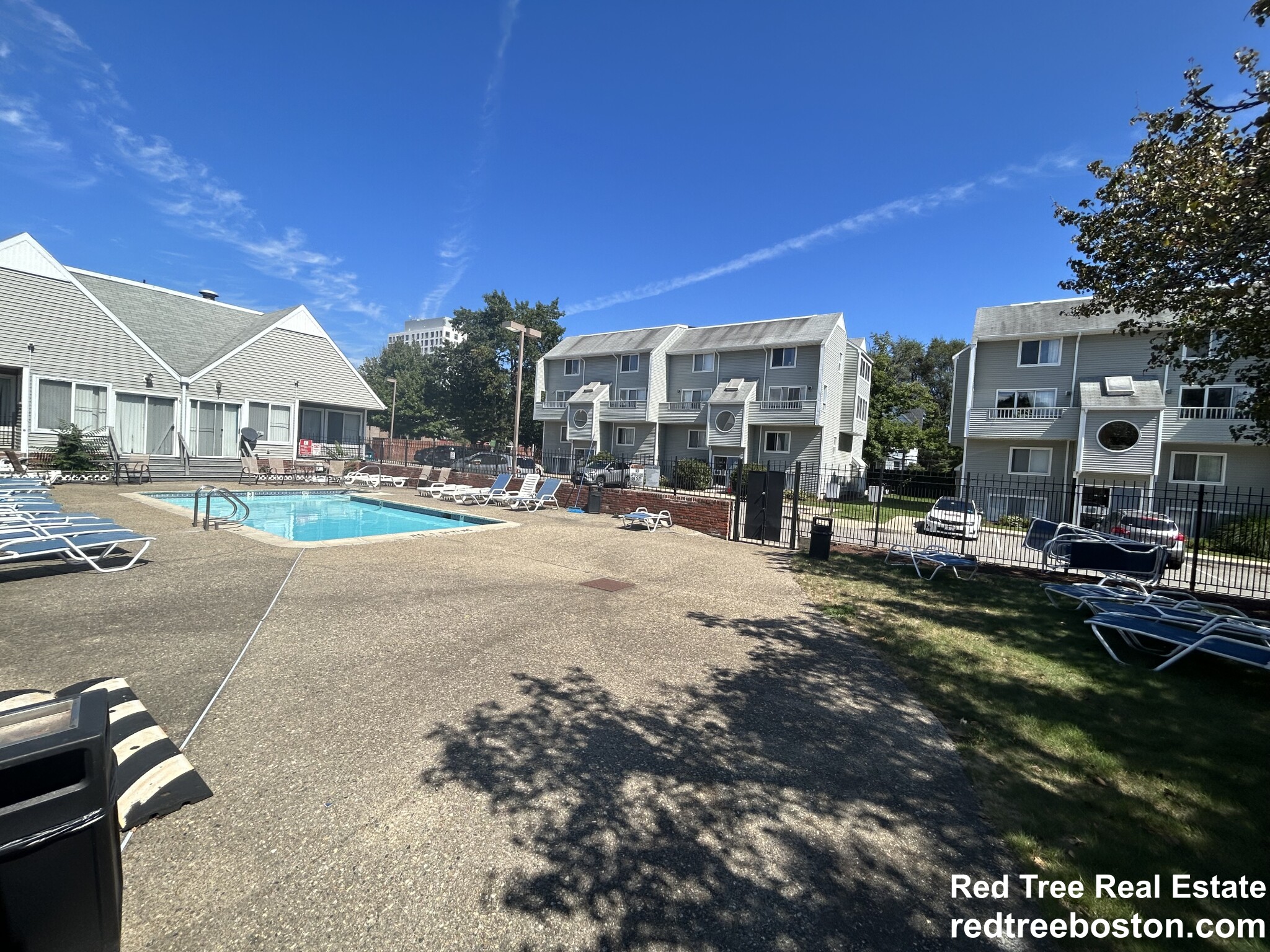 150 North Beacon St, Brighton