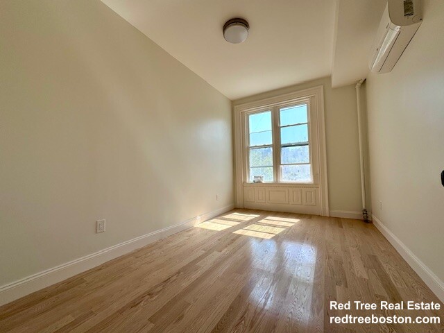 1680 Beacon St, Brookline