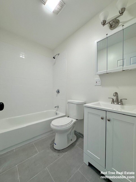 1680 Beacon St, Brookline